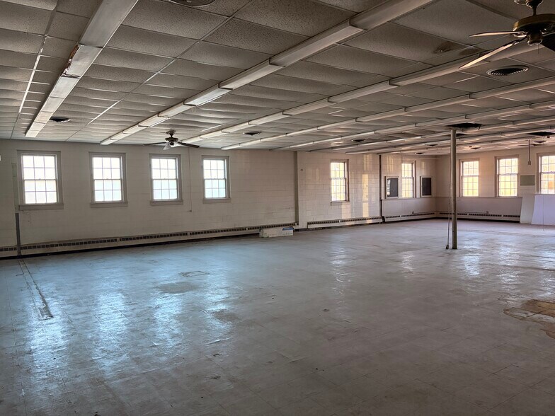 More Photos Of 201 S Main St, Greensburg Post Office For Sale