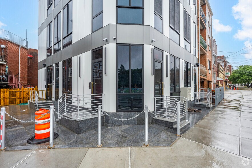More Photos Of 11072 Corona Ave, Flushing Apartments For Lease