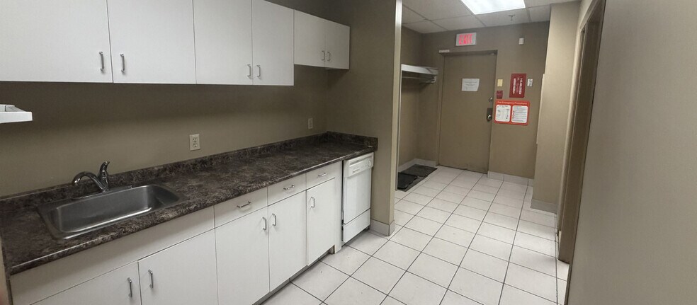 More Photos Of 20 Fort St, Winnipeg Apartments For Lease