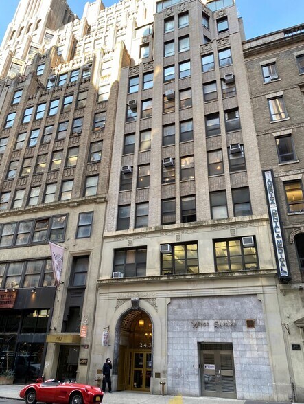 More Photos Of 243 W 30th St, New York Office For Lease
