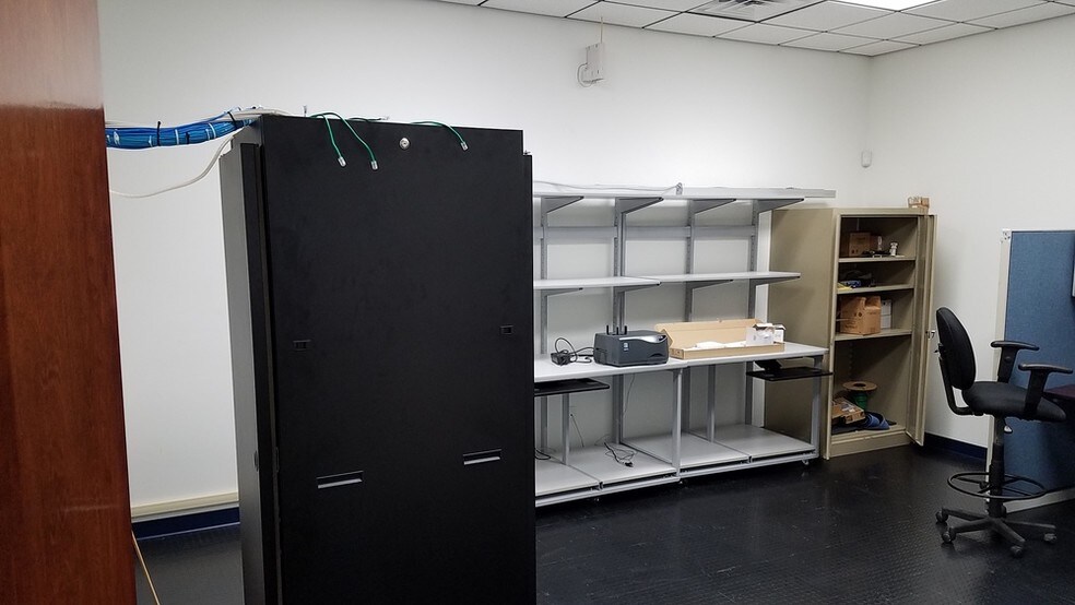 More Photos Of 8208 Salyer Dr, Wallops Island Office For Lease