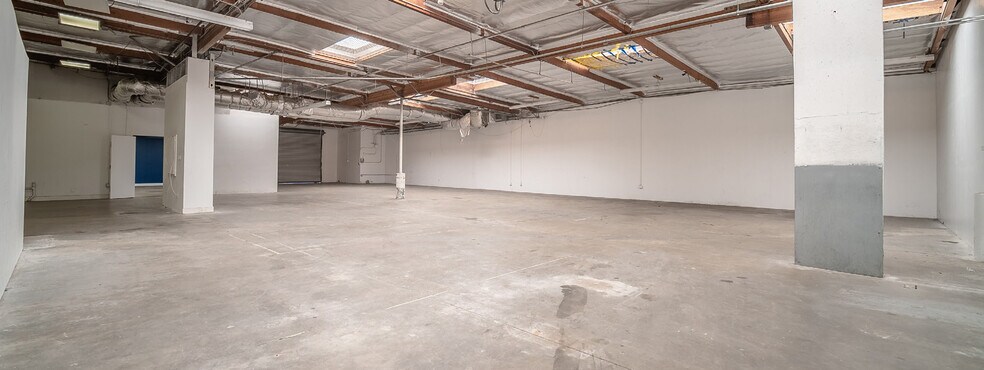 More Photos Of 929 Rancheros Dr, San Marcos Manufacturing For Lease