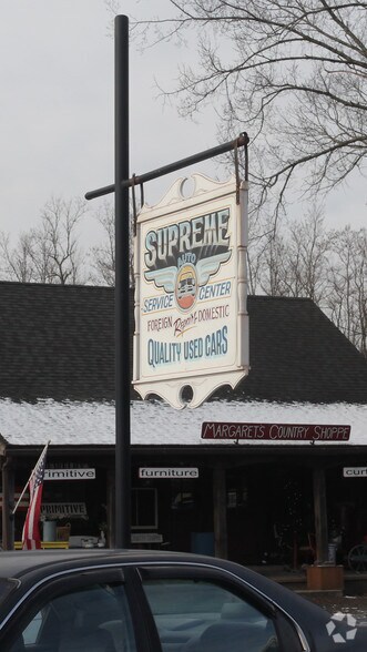 More Photos Of 68 South Rd, Somers Auto Repair For Sale