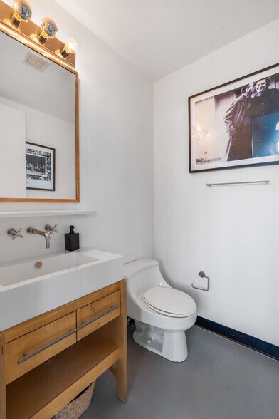 More Photos Of 2728 Thomson Ave, Long Island City Apartments For Sale