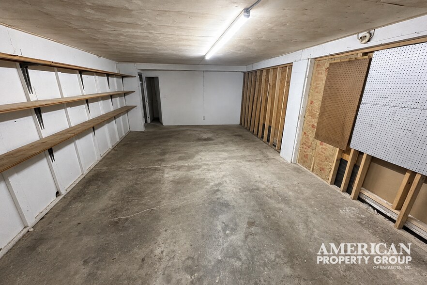 More Photos Of 155 W Dearborn St, Englewood Storefront Retail Office For Lease