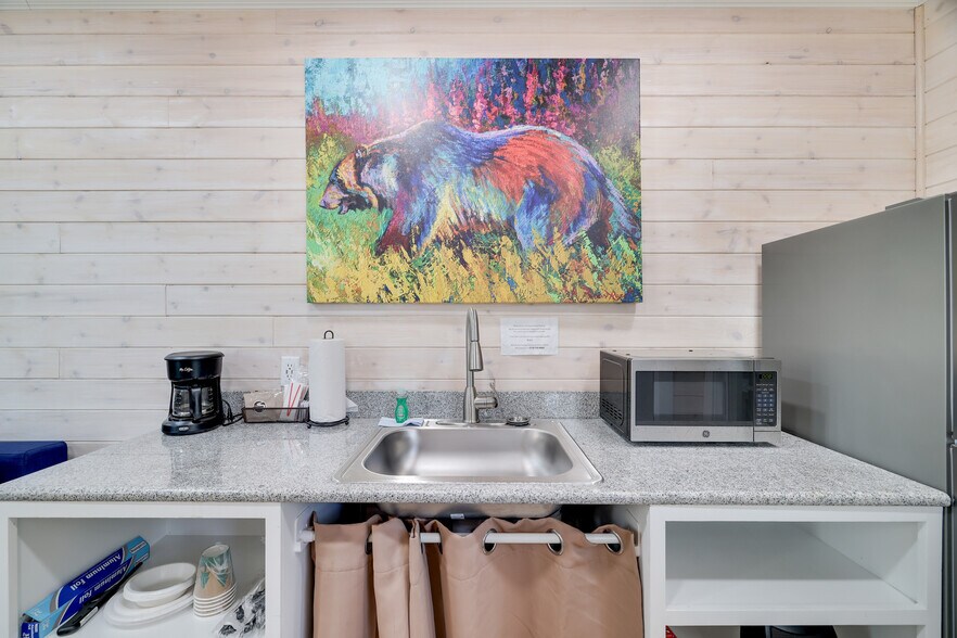 More Photos Of 2624 State Route 534, Albrightsville Hotel For Sale