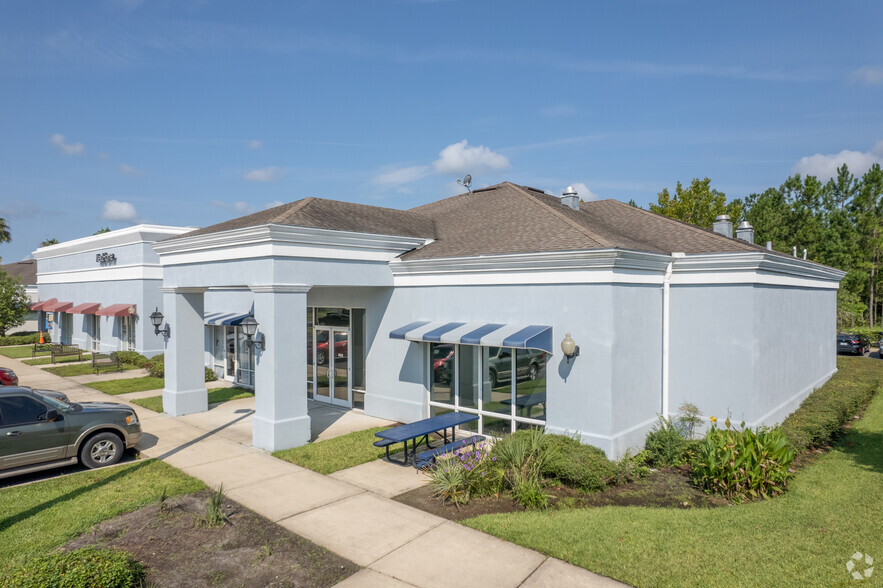 Primary Photo Of 1851 Golden Eagle Way, Fleming Island Storefront For Sale