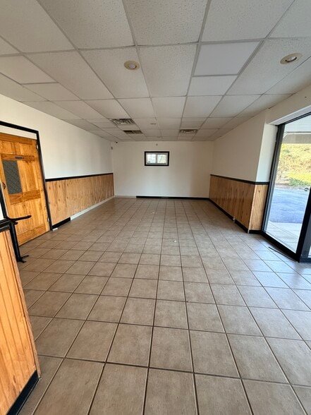 More Photos Of 709 N Main St, Glassboro Freestanding For Sale