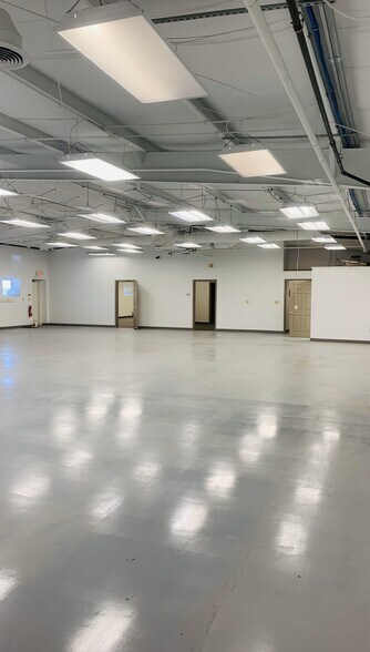 More Photos Of 3541 Stop Eight Rd, Dayton Light Manufacturing For Sale