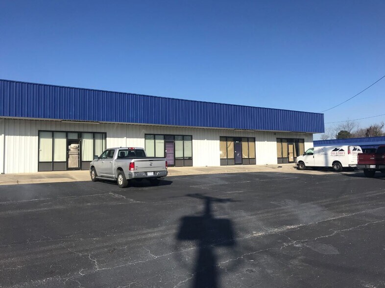 More Photos Of 1211 Ireland Dr, Fayetteville Light Distribution For Lease