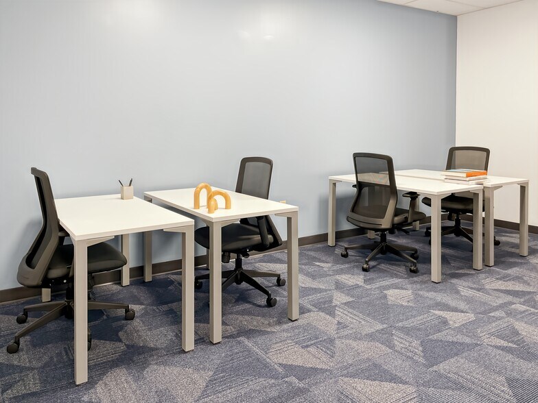 More Photos Of 200 S Andrews Ave, Fort Lauderdale Coworking Space