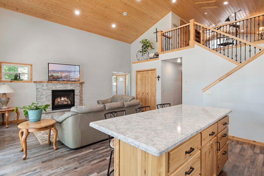 More Photos Of 23729 Oak Lake Trl SE, Erskine Specialty For Sale