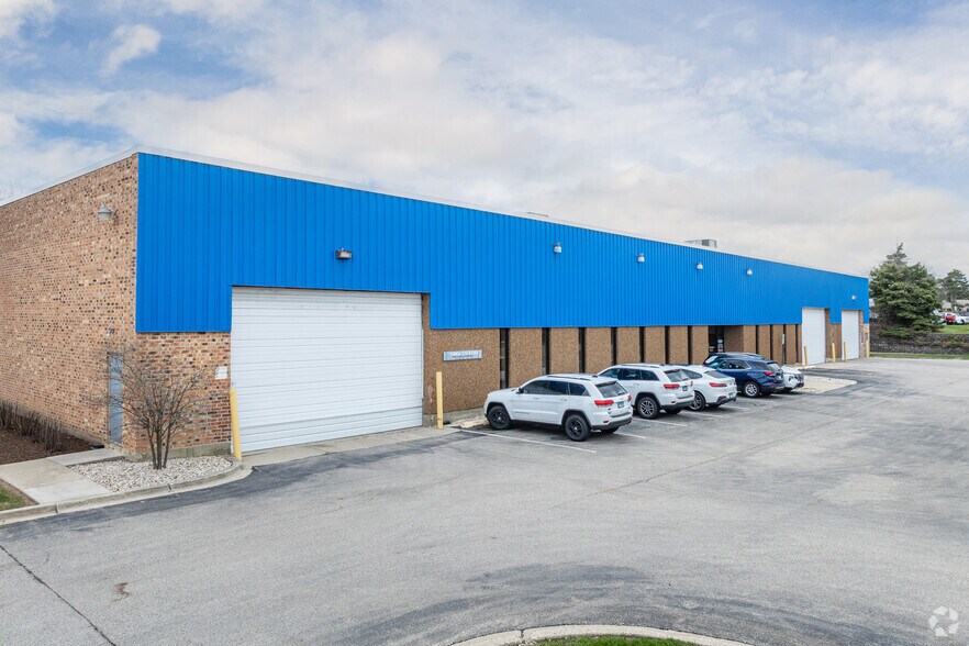 Primary Photo Of 1700-1710 S Butterfield Rd, Mundelein Warehouse For Lease