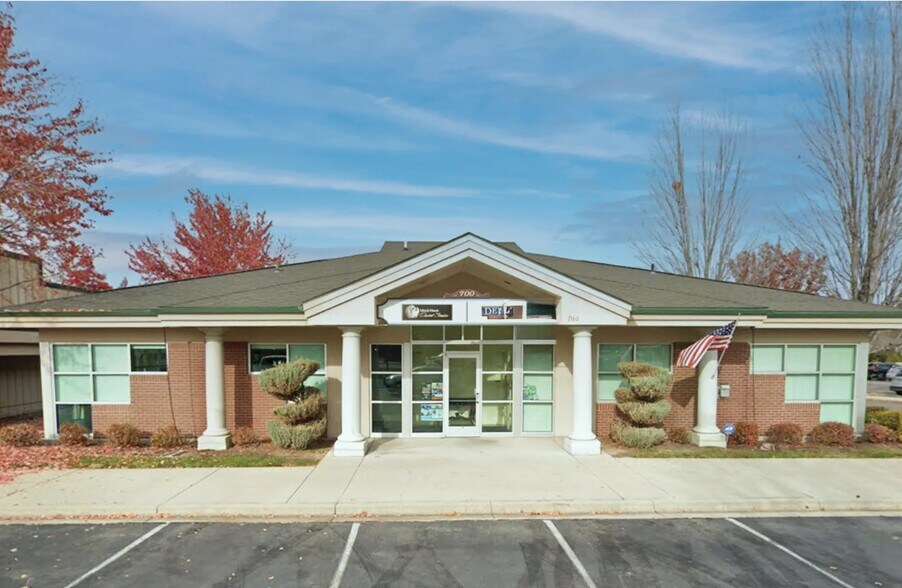 Primary Photo Of 700 E State St, Eagle Office For Lease