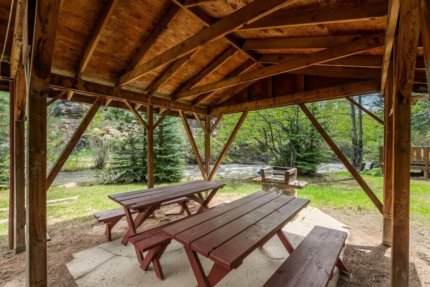 More Photos Of 1820 Fall River Rd, Estes Park Hotel For Sale