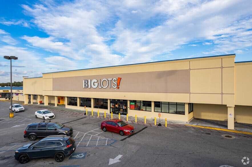 More Photos Of 400 N Navy Blvd, Pensacola Unknown For Lease