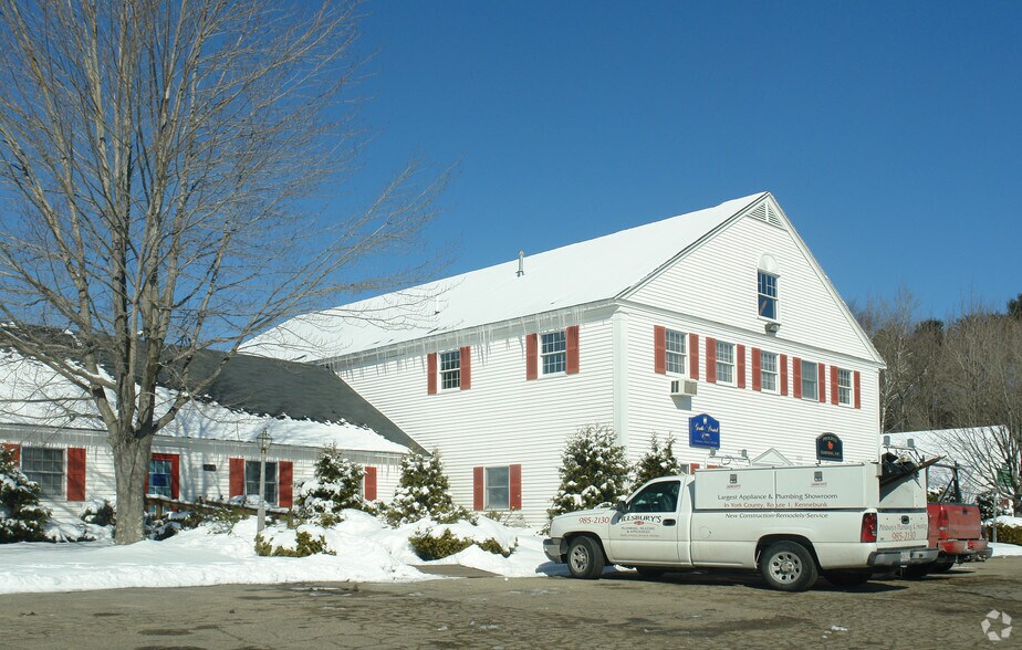 Primary Photo Of 1236 Portland Rd, Arundel Medical For Sale