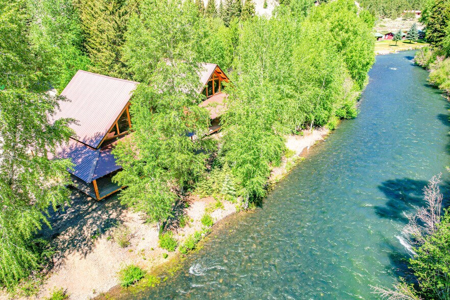 More Photos Of 860 County Road 142, Lake City Hotel For Sale