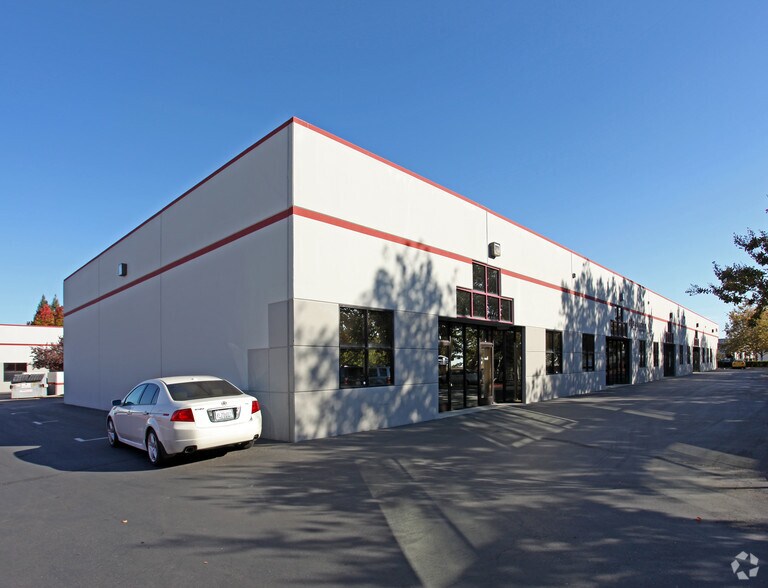 More Photos Of 4095 Delmar Ave, Rocklin Warehouse For Lease