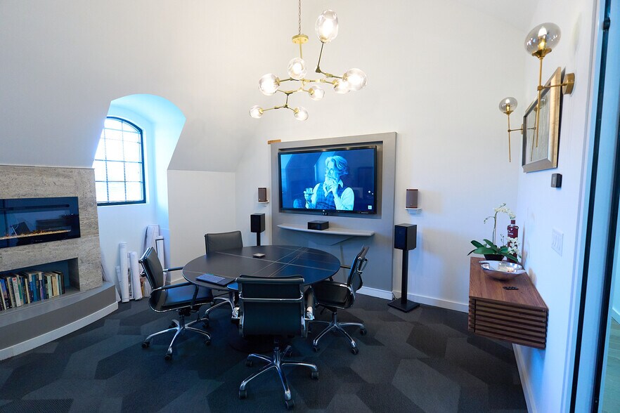 More Photos Of 7130 Buford Hwy, Atlanta Unknown For Sale