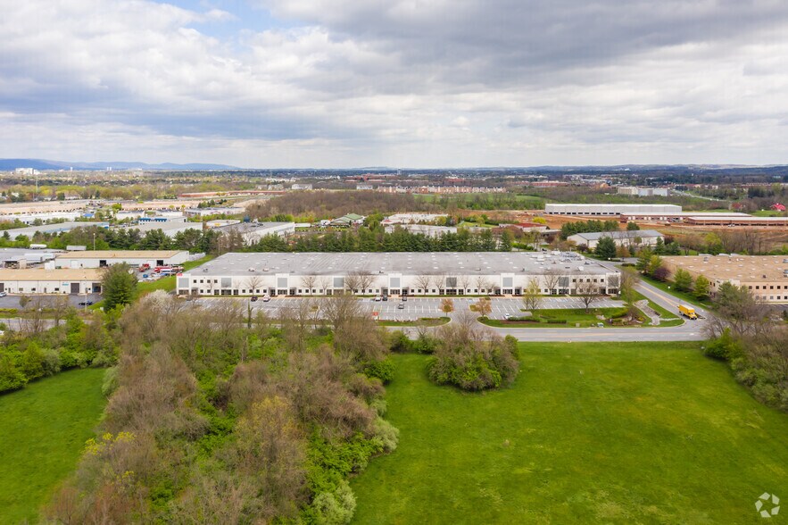 More Photos Of 6900 English Muffin Way, Frederick Warehouse For Lease
