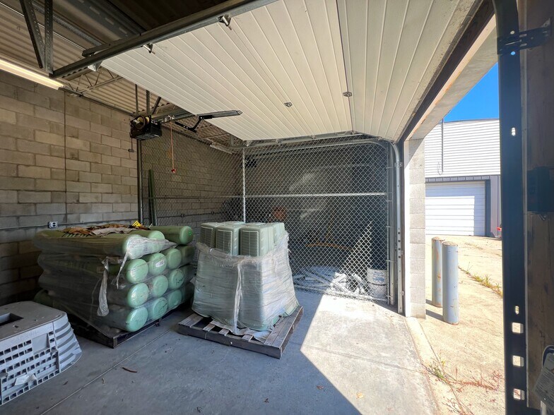More Photos Of 441 W Broad St, Pataskala Warehouse For Sale