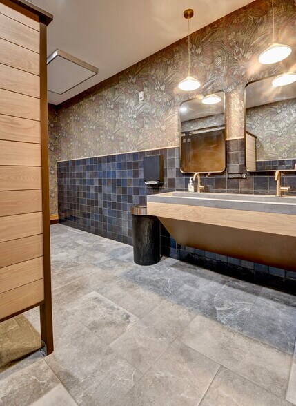 More Photos Of 20 E Jackson St, Millersburg Lodge Meeting Hall For Sale