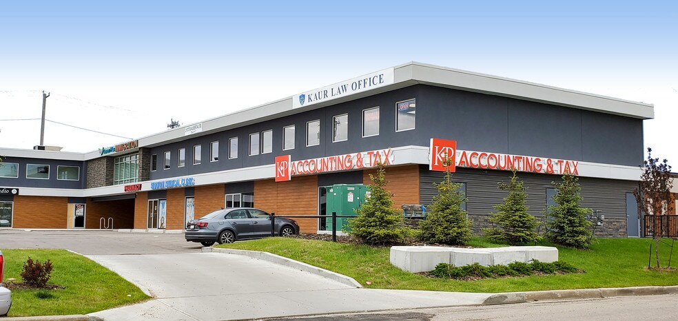 More Photos Of 9129-9131 35th Ave NW, Edmonton Office For Sale