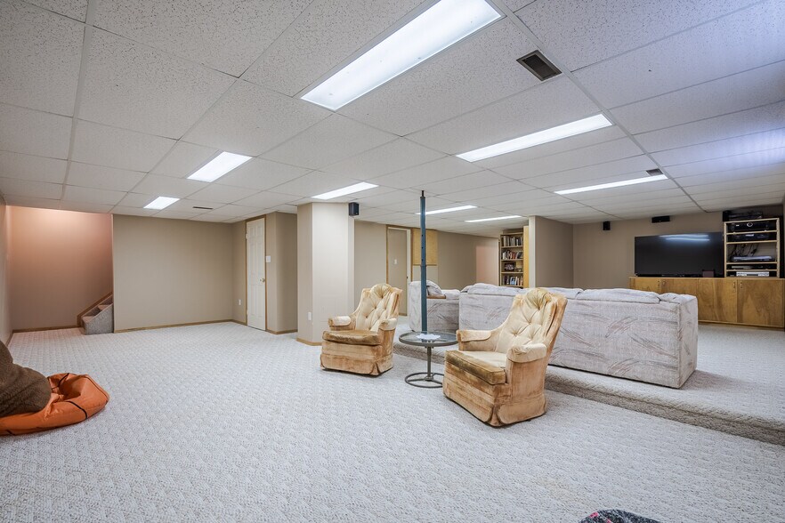 More Photos Of PT SE 10-50-2 W4, Blackfoot Trailer Camper Park For Sale