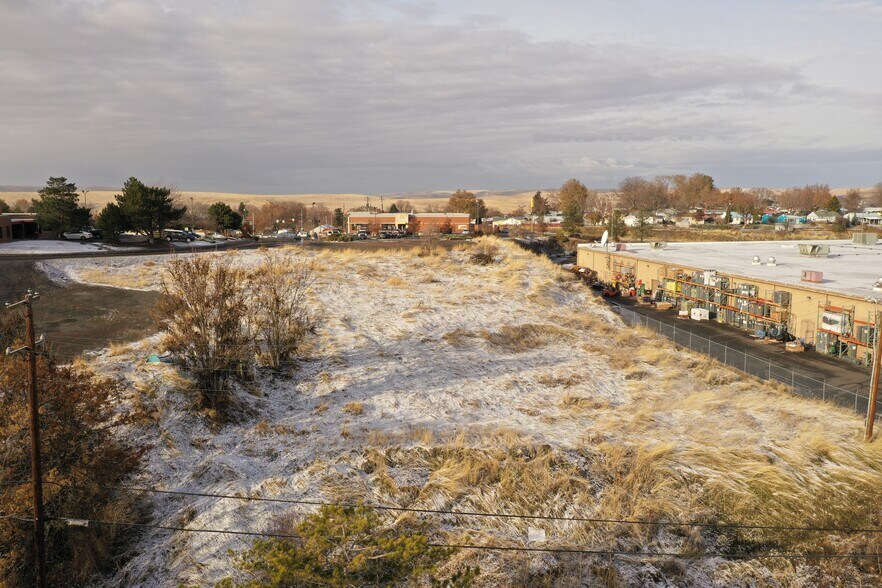 More Photos Of SW 30th Street @ Southgate/ Hwy 395, Pendleton Land For Sale