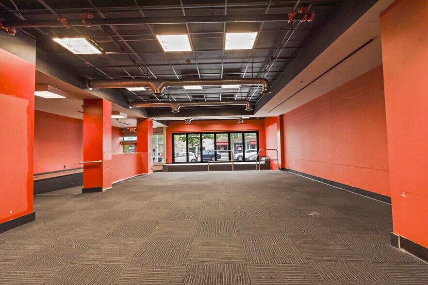 More Photos Of 615 Main St, Hyannis General Retail For Sale