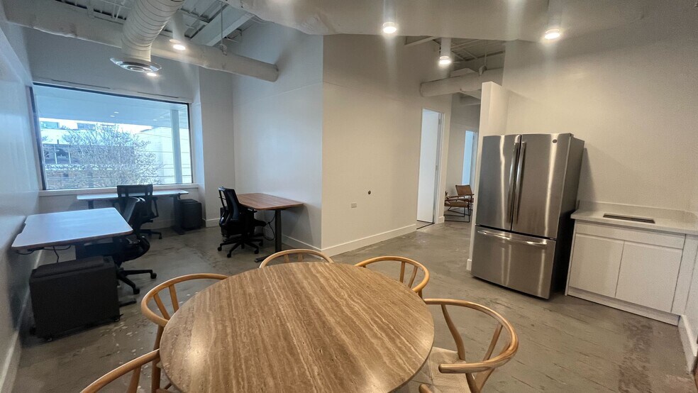 More Photos Of 3334 Richmond Ave, Houston Office For Lease