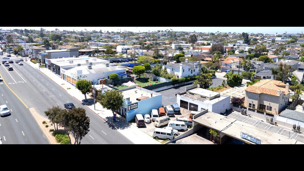 More Photos Of 1301 Sepulveda Blvd, Manhattan Beach Freestanding For Sale