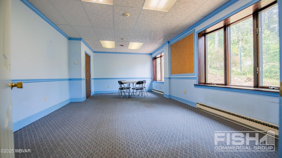 More Photos Of 994 Vallamont Dr, Williamsport Office For Sale