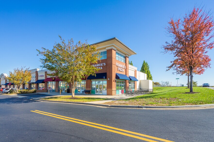 More Photos Of 4780 Hickory Blvd, Granite Falls Unknown For Lease