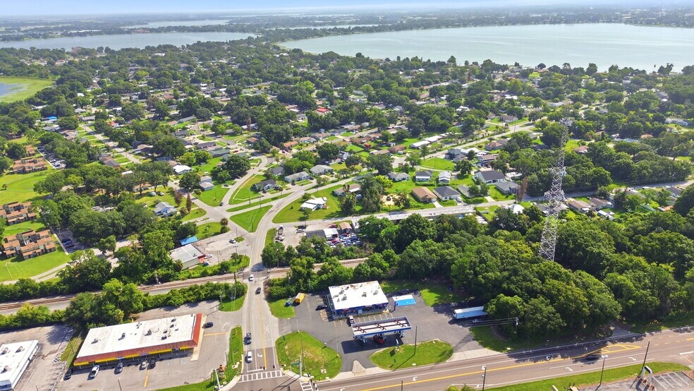 More Photos Of 2590 Recker Hwy, Winter Haven Service Station For Sale