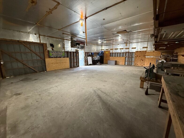 More Photos Of 2113 Wrightsville Ave, Wilmington Flex For Sale