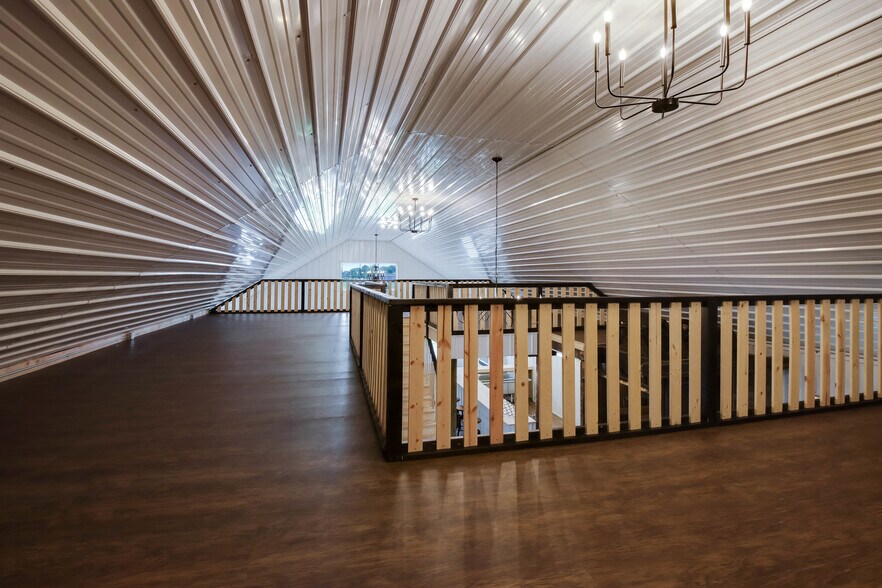 More Photos Of 646 Banks St, Chetek Specialty For Sale