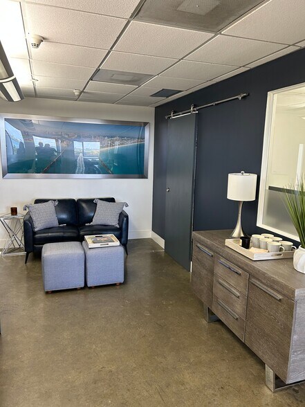 More Photos Of 4770 Biscayne Blvd, Miami Office For Sale