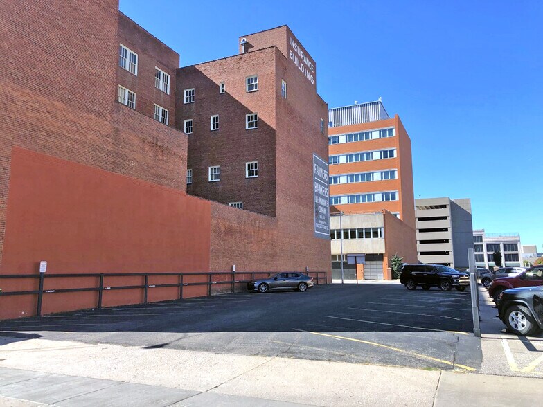 More Photos Of 212 N Market St, Wichita Office For Sale