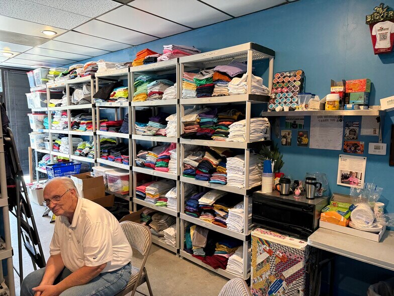 More Photos Of 805-807 W Main St, Blue Springs Storefront Retail Office For Sale