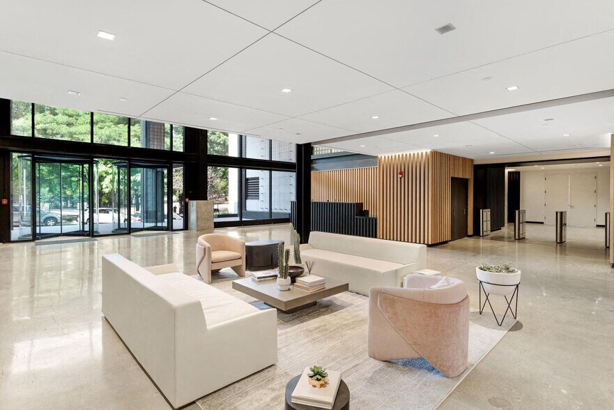 More Photos Of 25 Columbia Hts, Brooklyn Office For Lease