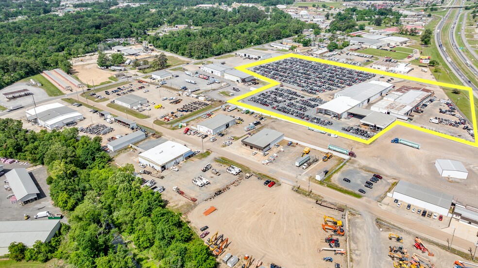 More Photos Of 208 Franklin Dr, West Monroe Distribution For Sale