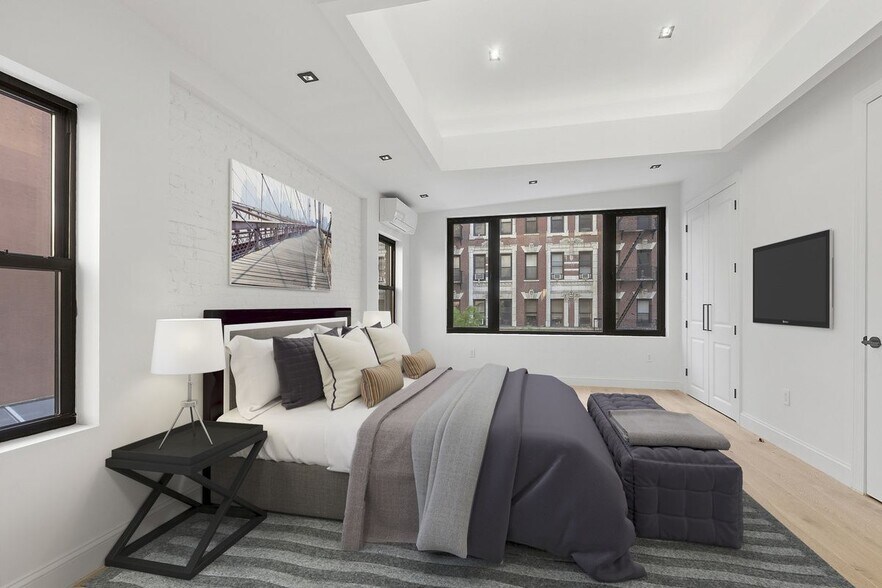 More Photos Of 141 E 17th St, New York Apartments For Sale