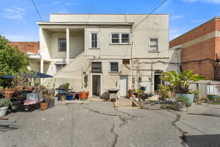 More Photos Of 3616 W Washington Blvd, Los Angeles Apartments For Sale