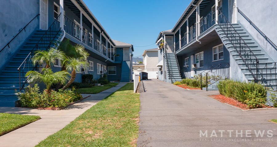 Primary Photo Of 421-& 427 E Acacia Ave, Glendale Apartments For Sale