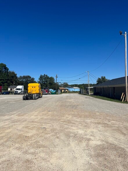 More Photos Of 7643 Highway 178, Olive Branch Office For Sale