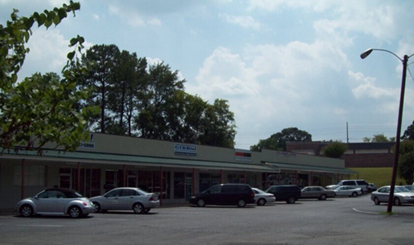 More Photos Of 2501 Oakwood Ave NW, Huntsville Unknown For Lease