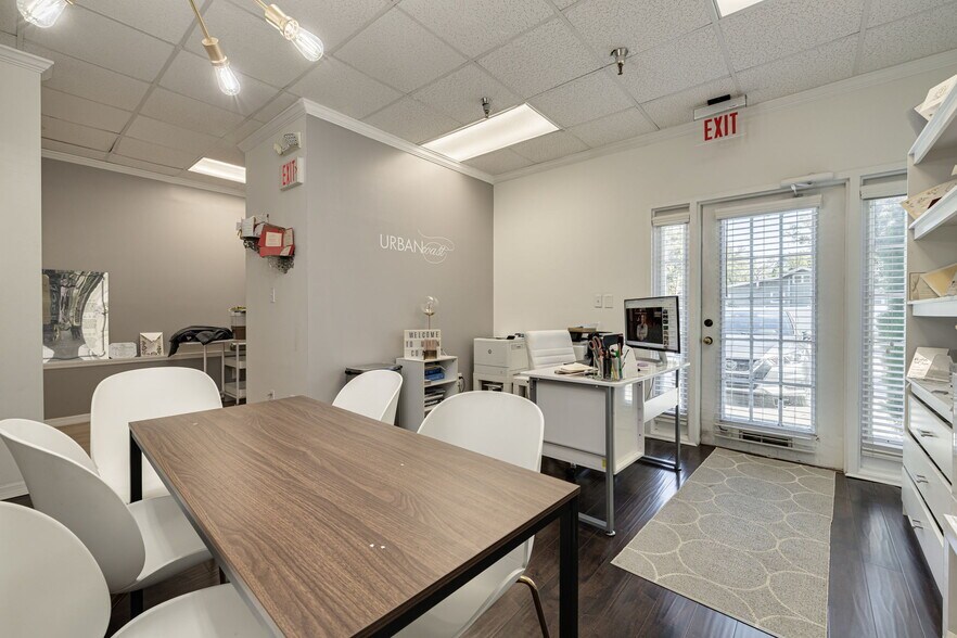 More Photos Of 1465 S Fort Harrison Ave, Clearwater Office For Sale