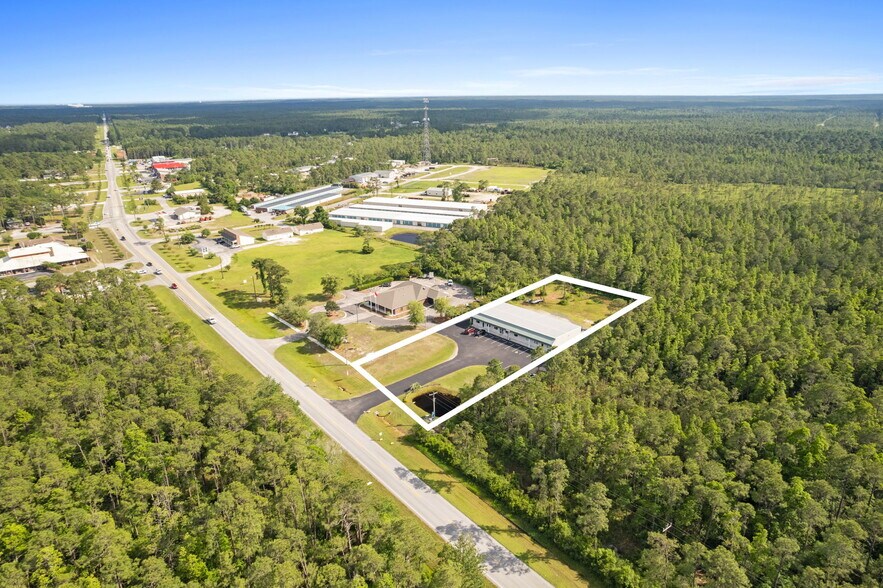 More Photos Of 3000 George II Hwy, Southport General Retail For Sale